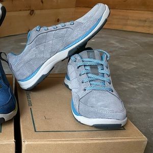 LL Bean Beansport shoe lace ups size 6 women’s NEW